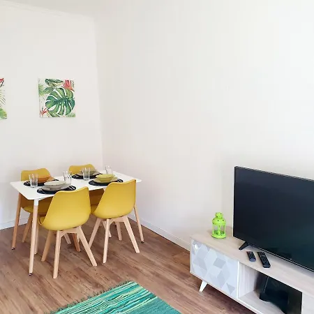 - Lisboa, Sintra E Cascais Queluz